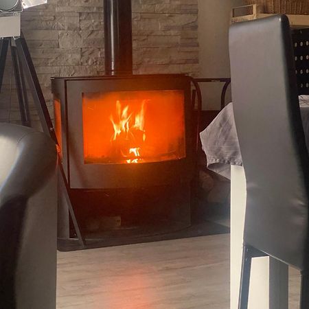Chez Manu Meuble De Tourisme 2 Etoiles Pour 6 Personnes - 3 Chambres Вильпаризи Экстерьер фото
